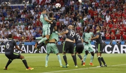 Ronaldo có thể nhảy cao hơn cầu thủ bóng rổ NBA